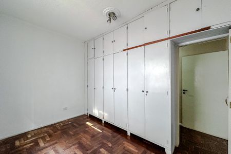 Casa à venda com 345m², 4 quartos e 3 vagasQuarto 2