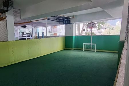 Apartamento à venda com 65m², 2 quartos e 1 vagaQuadra