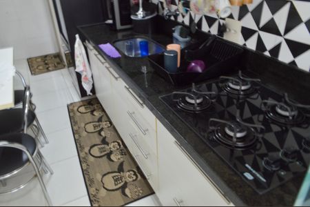 Apartamento à venda com 65m², 2 quartos e 1 vagaCozinha