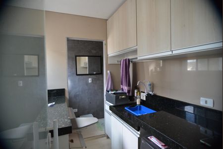 Apartamento à venda com 100m², 2 quartos e 2 vagasÁrea de Serviço