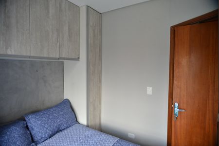 Apartamento à venda com 100m², 2 quartos e 2 vagasQuarto 2