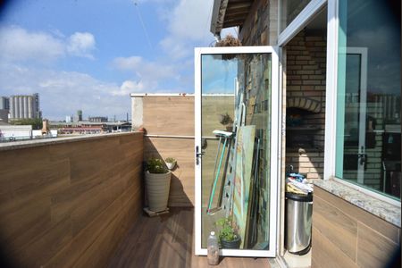 Apartamento à venda com 100m², 2 quartos e 2 vagasCobertura