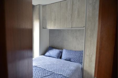 Apartamento à venda com 100m², 2 quartos e 2 vagasQuarto 2