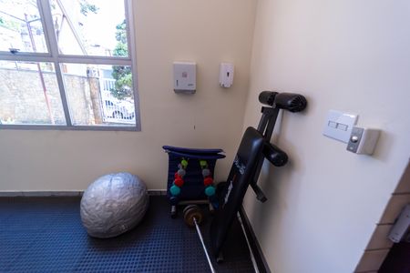 Apartamento à venda com 79m², 2 quartos e 1 vaga Apartamento à venda com 79m², 2 quartos e 1 vagaÁrea comum - Academia