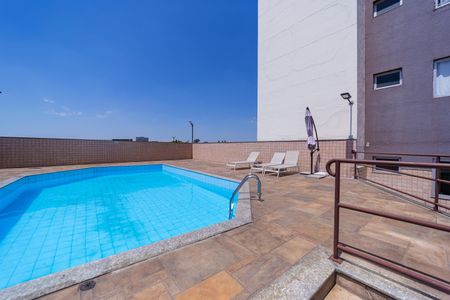 Apartamento à venda com 79m², 2 quartos e 1 vaga Apartamento à venda com 79m², 2 quartos e 1 vagaÁrea comum - Piscina