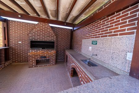 Apartamento à venda com 79m², 2 quartos e 1 vaga Apartamento à venda com 79m², 2 quartos e 1 vagaÁrea comum - Churrasqueira