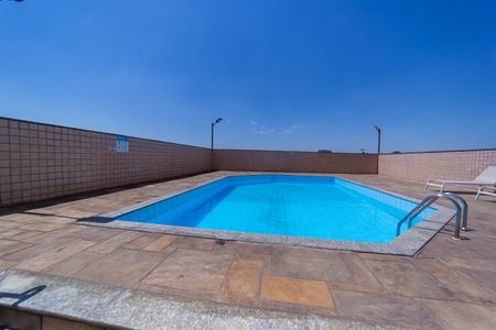 Apartamento à venda com 79m², 2 quartos e 1 vaga Apartamento à venda com 79m², 2 quartos e 1 vagaÁrea comum - Piscina