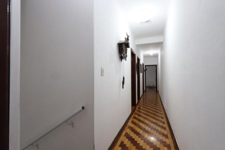 Casa à venda com 220m², 4 quartos e 3 vagasCorredor