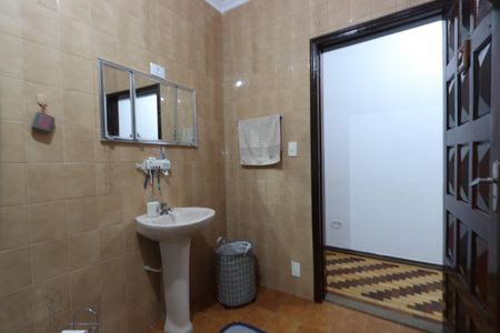 Casa à venda com 220m², 4 quartos e 3 vagasBanheiro Social
