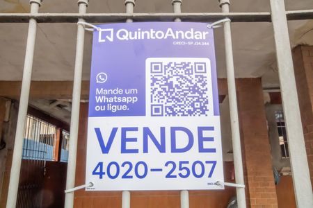 Casa à venda com 112m², 4 quartos e 2 vagas Casa à venda com 112m², 4 quartos e 2 vagasPlaca