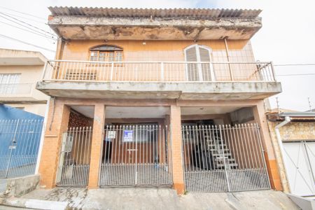 Casa à venda com 112m², 4 quartos e 2 vagas Casa à venda com 112m², 4 quartos e 2 vagasFachada