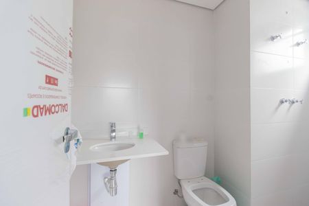 Apartamento à venda com 86m², 2 quartos e sem vagaBanheiro da Suíte