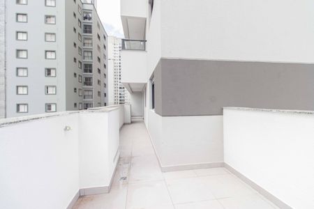 Apartamento à venda com 86m², 2 quartos e sem vagaVaranda