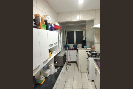 Apartamento à venda com 72m², 3 quartos e 1 vaga Apartamento à venda com 72m², 3 quartos e 1 vagaCozinha e Área de Serviço