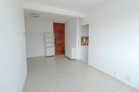 Apartamento à venda com 65m², 1 quarto e 2 vagasSala