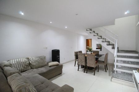 Sala de casa de condomínio à venda com 3 quartos, 90m² em Freguesia (jacarepaguá), Rio de Janeiro