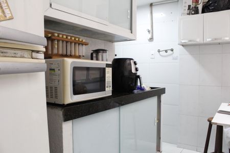Apartamento à venda com 58m², 2 quartos e sem vagaCozinha