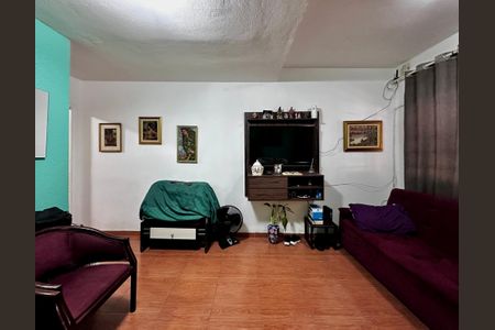 Casa à venda com 81m², 2 quartos e 1 vaga Casa à venda com 81m², 2 quartos e 1 vagaSala