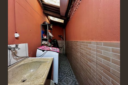 Casa à venda com 81m², 2 quartos e 1 vaga Casa à venda com 81m², 2 quartos e 1 vagaÁrea de Serviço