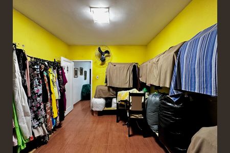 Casa à venda com 81m², 2 quartos e 1 vaga Casa à venda com 81m², 2 quartos e 1 vagaSala