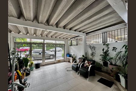 Casa à venda com 81m², 2 quartos e 1 vaga Casa à venda com 81m², 2 quartos e 1 vagaGaragem