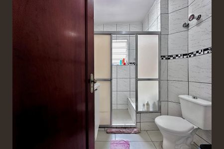Casa à venda com 81m², 2 quartos e 1 vaga Casa à venda com 81m², 2 quartos e 1 vagaBanheiro Social