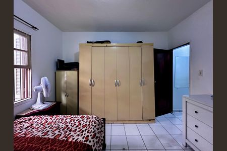 Casa à venda com 81m², 2 quartos e 1 vaga Casa à venda com 81m², 2 quartos e 1 vagaQuarto 1