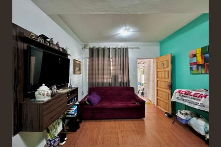 Casa à venda com 81m², 2 quartos e 1 vaga Casa à venda com 81m², 2 quartos e 1 vagaSala