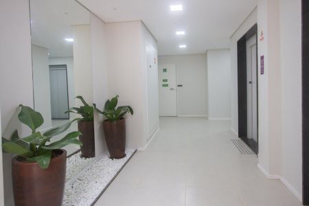 Apartamento à venda com 34m², 2 quartos e sem vagaÁrea comum