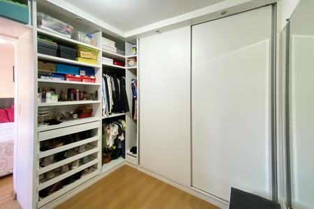 Apartamento à venda com 188m², 4 quartos e 4 vagasCloset da Suíte 