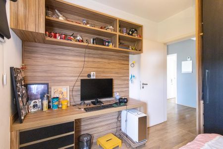 Casa de condomínio à venda com 194m², 3 quartos e 2 vagas Casa de condomínio à venda com 194m², 3 quartos e 2 vagasQuarto 2