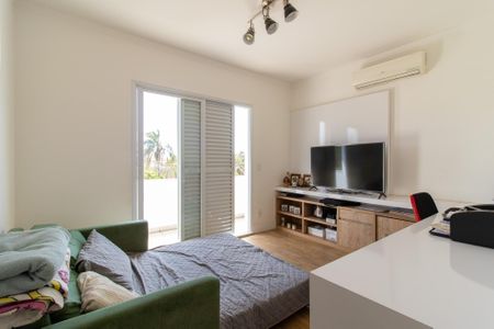 Casa de condomínio à venda com 194m², 3 quartos e 2 vagas Casa de condomínio à venda com 194m², 3 quartos e 2 vagasQuarto 1