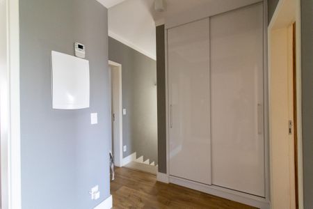 Casa de condomínio à venda com 194m², 3 quartos e 2 vagas Casa de condomínio à venda com 194m², 3 quartos e 2 vagasSuíte 1