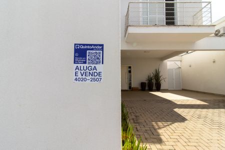 Casa de condomínio à venda com 194m², 3 quartos e 2 vagas Casa de condomínio à venda com 194m², 3 quartos e 2 vagasPlaca