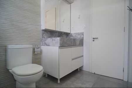 Casa de condomínio à venda com 100m², 3 quartos e 3 vagasBanheiro Social