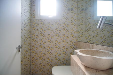 Casa de condomínio à venda com 100m², 3 quartos e 3 vagasLavabo