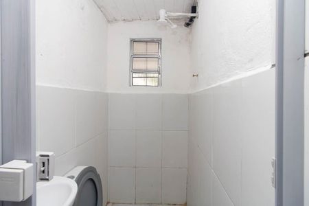Casa à venda com 116m², 3 quartos e 1 vagaBanheiro 2