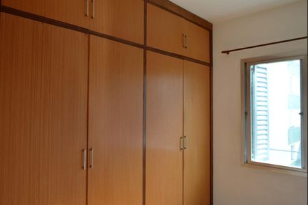 Apartamento à venda com 58m², 2 quartos e 1 vagaQuarto 2