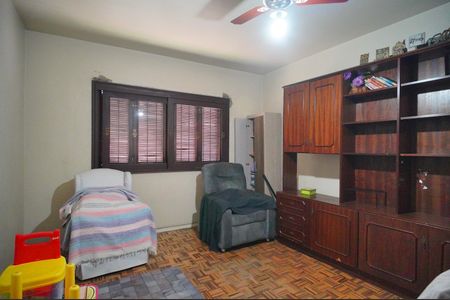 Casa à venda com 312m², 4 quartos e 2 vagasQuarto 1