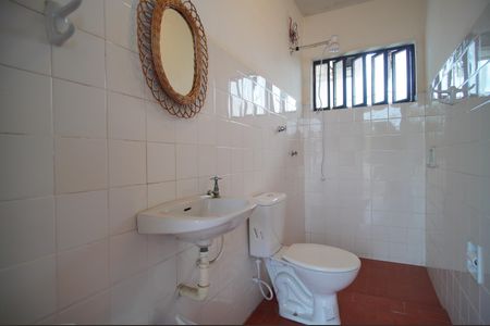 Casa à venda com 312m², 4 quartos e 2 vagasBanheiro de serviço