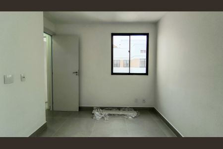 Quarto 1 de apartamento para alugar com 2 quartos, 55m² em Recreio dos Bandeirantes, Rio de Janeiro