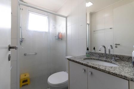 Apartamento à venda com 83m², 3 quartos e 1 vagaBanheiro Social