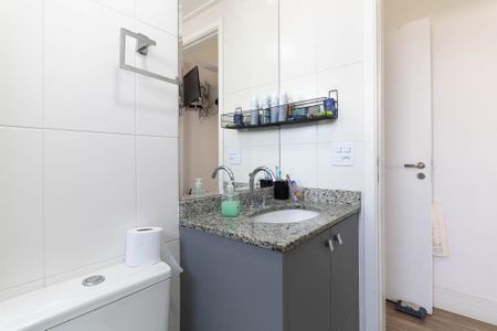 Apartamento à venda com 83m², 3 quartos e 1 vagaBanheiro da Suíte