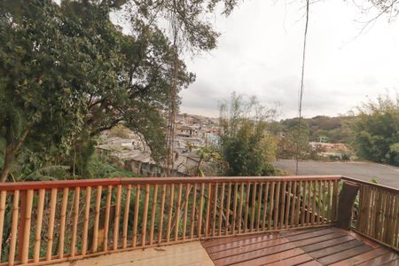 Casa para alugar com 1000m², 3 quartos e 4 vagasSacada/Suite