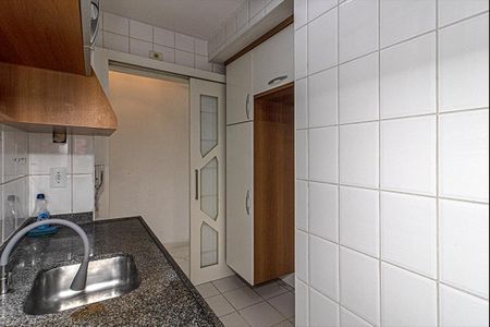 Apartamento à venda com 66m², 2 quartos e 1 vagaCozinha