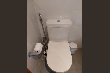 Apartamento à venda com 92m², 3 quartos e 2 vagas Apartamento à venda com 92m², 3 quartos e 2 vagasBanheiro da Suíte