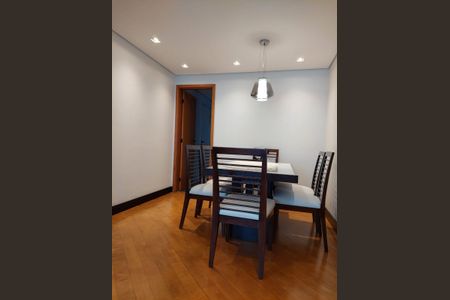 Apartamento à venda com 92m², 3 quartos e 2 vagas Apartamento à venda com 92m², 3 quartos e 2 vagasSala de Jantar