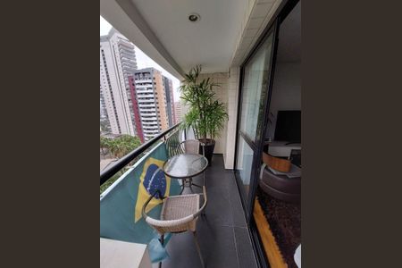 Apartamento à venda com 92m², 3 quartos e 2 vagas Apartamento à venda com 92m², 3 quartos e 2 vagasvaranda