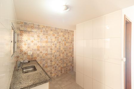 Casa de condomínio para alugar com 80m², 2 quartos e 1 vaga Casa de condomínio para alugar com 80m², 2 quartos e 1 vagaCozinha