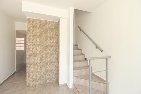 Casa de condomínio para alugar com 80m², 2 quartos e 1 vaga Casa de condomínio para alugar com 80m², 2 quartos e 1 vagaSala